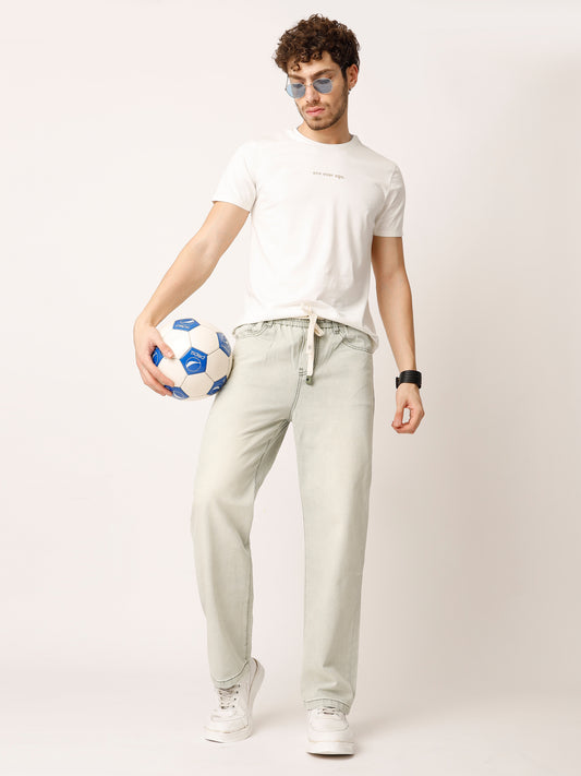 Light Washed Straight Fit Jeans