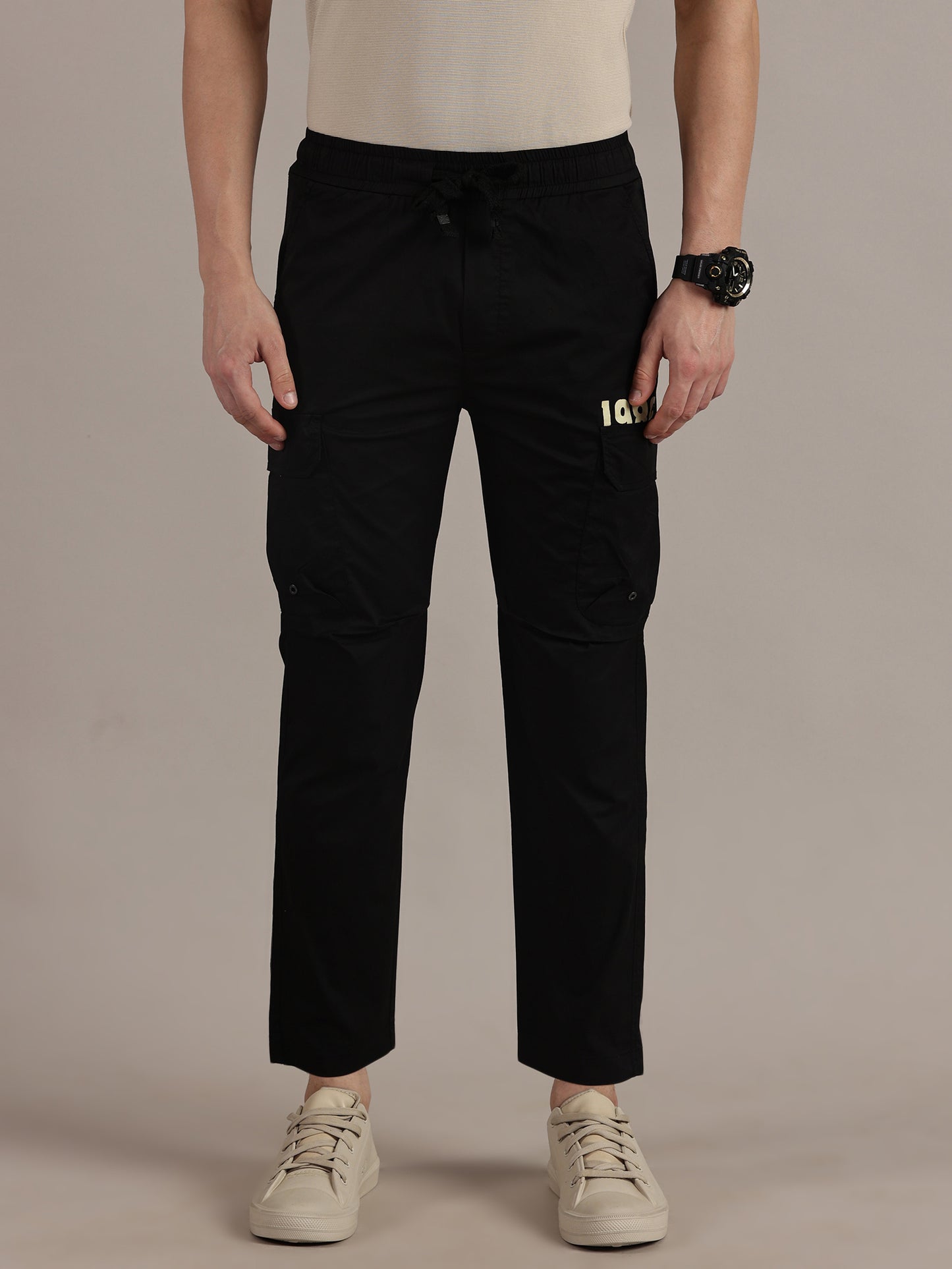 Relaxed Fit Black Cargo
